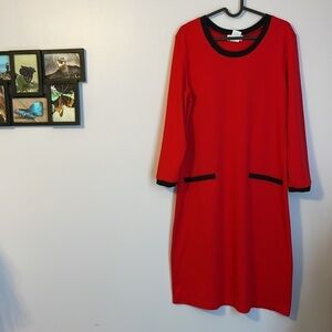 The Paragon Vintage Knit Shift Dress Red Black size M